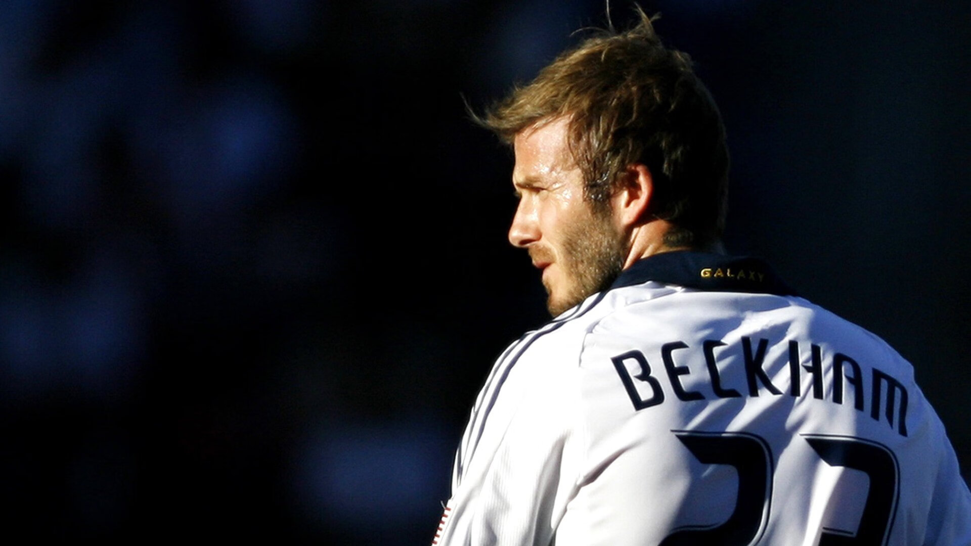 《王者荣耀》“荣耀争霸”战队激战正酣!全民燃情,荣耀之巅等待新王者