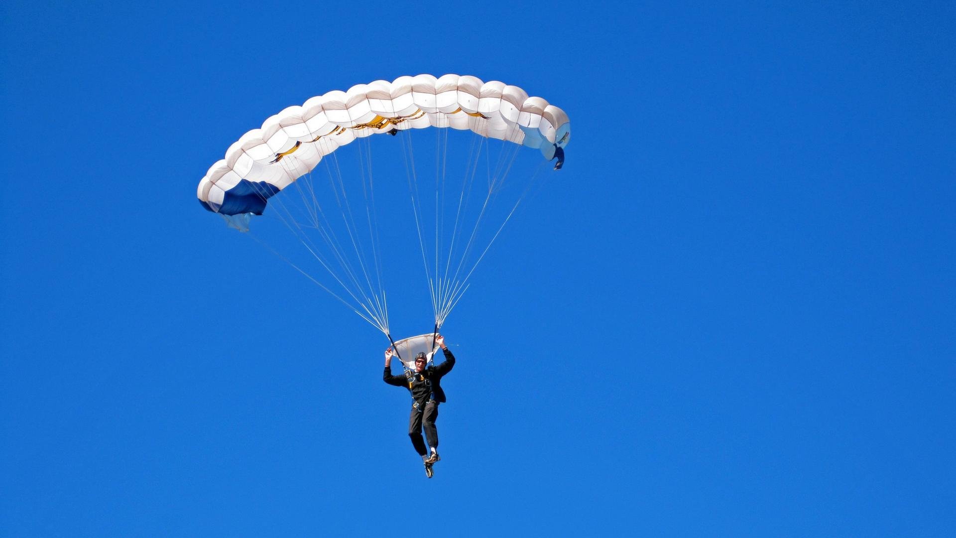 卡西利亚斯:从圣卡西到替补,皇马传奇的告别,卡西利亚斯在皇马多少年